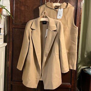 THEORY CLAIRENE JACKET WITH IT'S MATCHING HOODED VEST SIZE LARGE